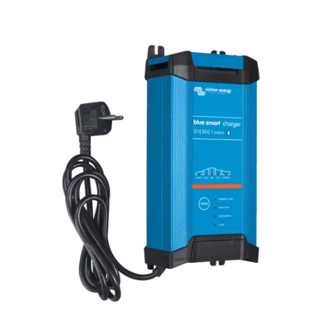 Victron Blue Smart IP22 Charger 12/30 + DC Connector