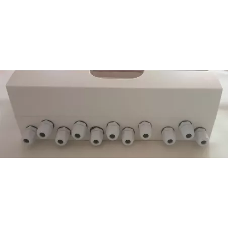 Acconet 250V Protection Box 4 Inputs 1 Outputs 50A Isolator 10A fuses